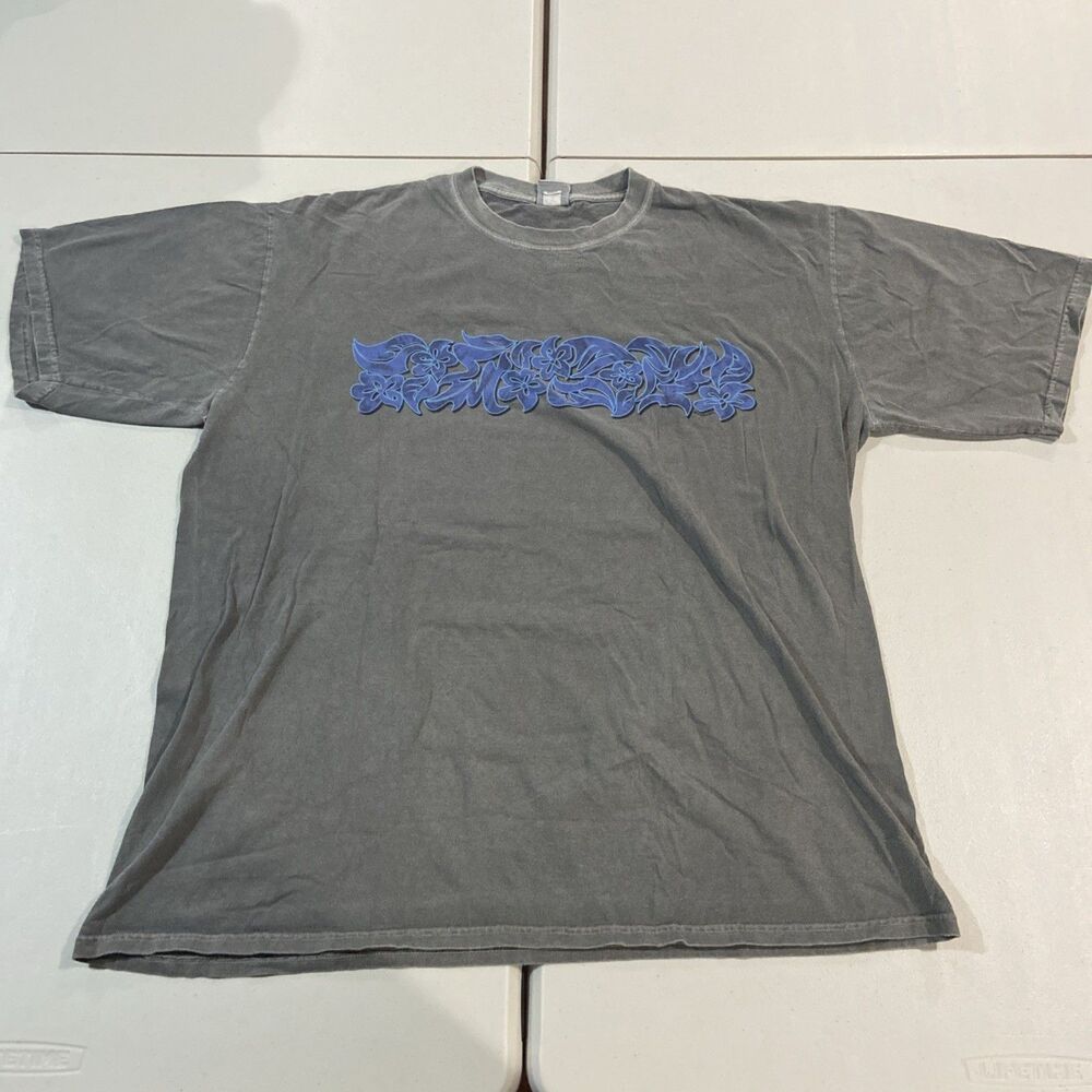 Y2K Hawaii T-shirt Men 2XL Gray Floral Graphic Surf Dye Crazy Shirts